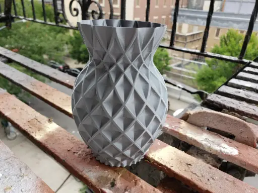 [Twisted Pineapple Vase] عمل فني ديكوري