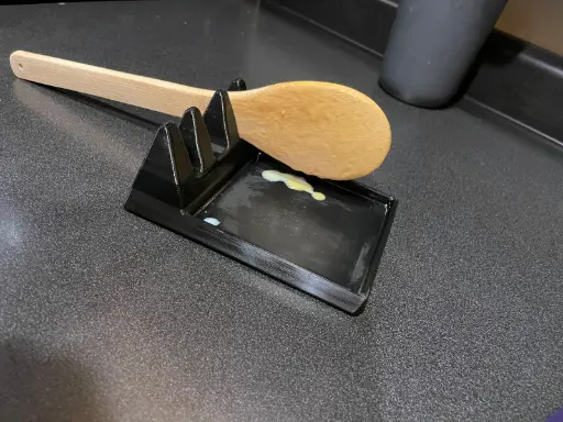 [Spoon holder] مجسم فني حديث