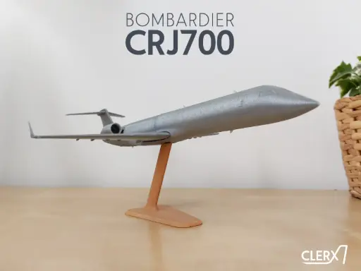 [Bombardier CRJ700 - 1:100] قطعة ديكور فنية